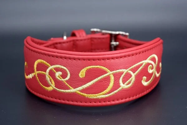 Hundehalsband feinst bestickt, handgefertigte Hundehalsbänder aus Meisterhand. Fettleder Halsband, Riemen Halsband oder klassisches Nappa Halsband, mit Lasergravur, Heiß Geprägt oder feinst bestickt, handmade-4-dogs