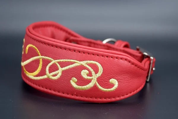 Hundehalsband feinst bestickt, handgefertigte Hundehalsbänder aus Meisterhand. Fettleder Halsband, Riemen Halsband oder klassisches Nappa Halsband, mit Lasergravur, Heiß Geprägt oder feinst bestickt, handmade-4-dogs