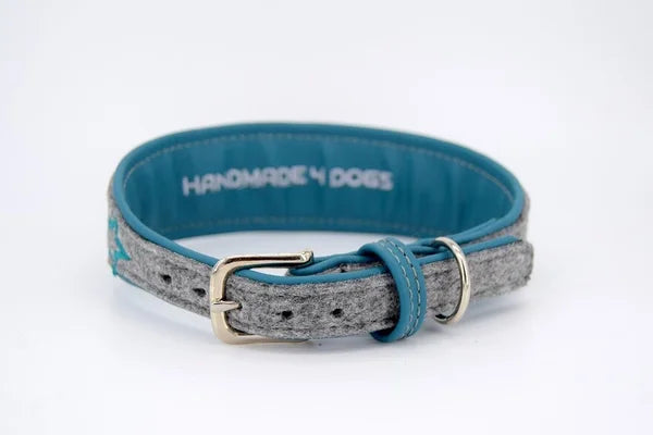 Hundehalsband feinst bestickt, handgefertigte Hundehalsbänder aus Meisterhand. Fettleder Halsband, Riemen Halsband oder klassisches Nappa Halsband, mit Lasergravur, Heiß Geprägt oder feinst bestickt, handmade-4-dogs