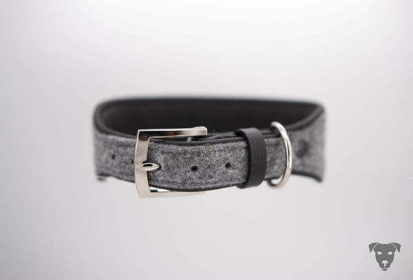 Hundehalsband feinst bestickt, handgefertigte Hundehalsbänder aus Meisterhand. Fettleder Halsband, Riemen Halsband oder klassisches Nappa Halsband, mit Lasergravur, Heiß Geprägt oder feinst bestickt, handmade-4-dogs